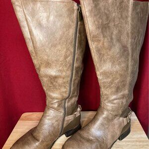 Leslie Extra Wide Calf Distressed Faux Leather Boot with Gore Size 7 1/2W